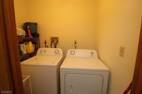 13 Garibaldi Avenue Newark NJ 07114