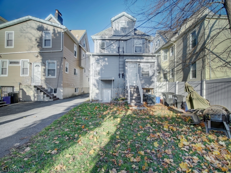 76 Amherst Street East Orange NJ 07018