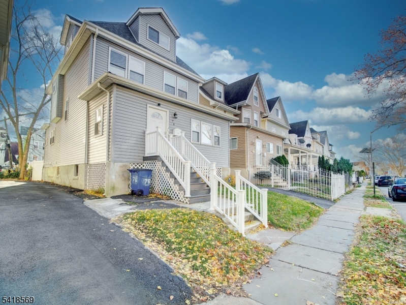 76 Amherst Street East Orange NJ 07018