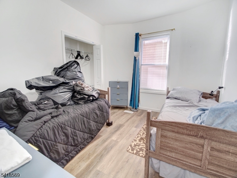 76 Amherst Street East Orange NJ 07018