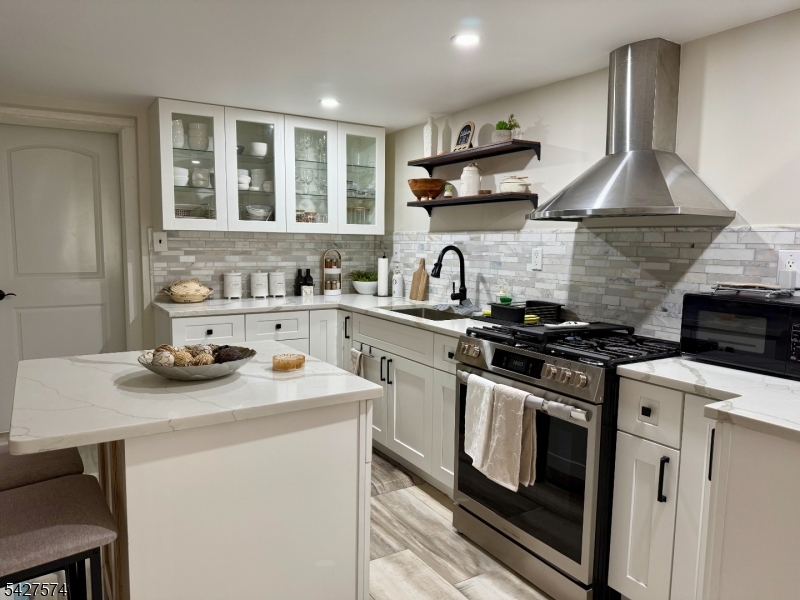 5214 Liberty Avenue North Bergen NJ 07047