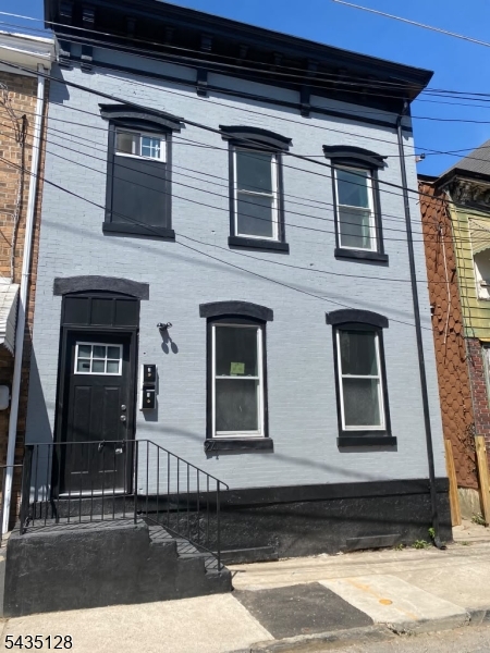 24 Sanford Street Trenton NJ 08618