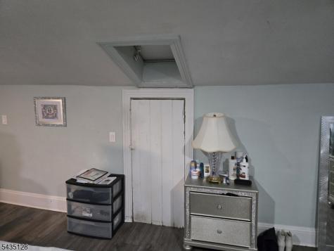 24 Sanford Street Trenton NJ 08618