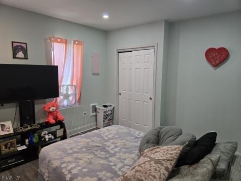 24 Sanford Street Trenton NJ 08618