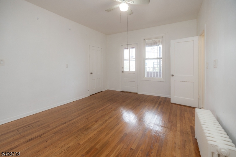 257 Franklin Street Elizabeth NJ 07206
