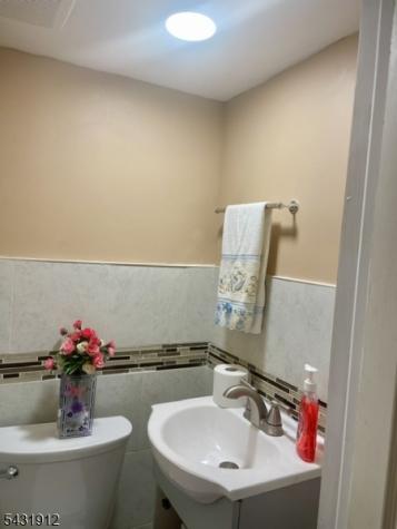 171 Carolina Avenue Irvington NJ 07111