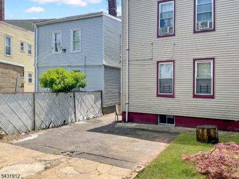 171 Carolina Avenue Irvington NJ 07111