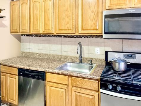 171 Carolina Avenue Irvington NJ 07111