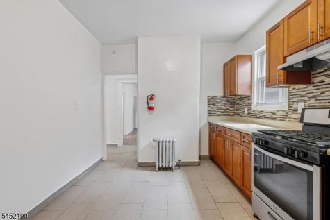19 Nassau Place East Orange NJ 07018