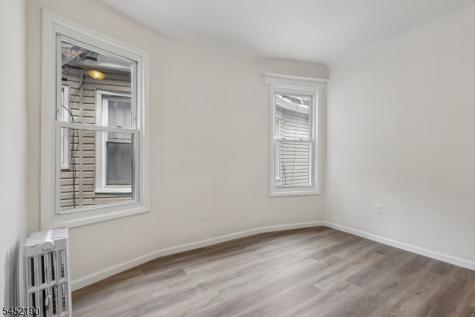 19 Nassau Place East Orange NJ 07018