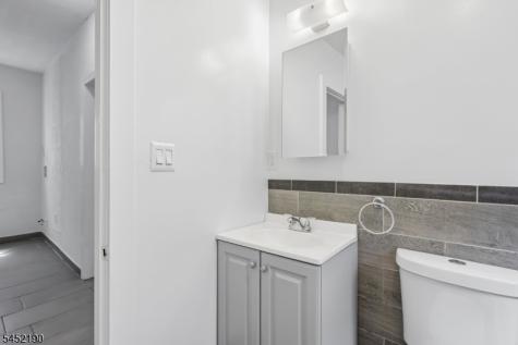 19 Nassau Place East Orange NJ 07018