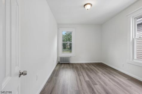 19 Nassau Place East Orange NJ 07018