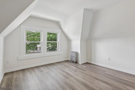 19 Nassau Place East Orange NJ 07018