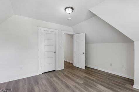 19 Nassau Place East Orange NJ 07018
