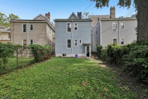 19 Nassau Place East Orange NJ 07018