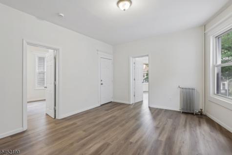 19 Nassau Place East Orange NJ 07018
