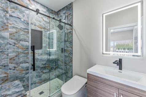 28 Grove Terrace Irvington NJ 07111