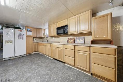 611 Jefferson Avenue Elizabeth NJ 07201