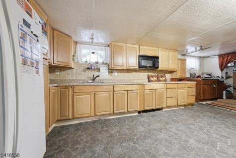 611 Jefferson Avenue Elizabeth NJ 07201