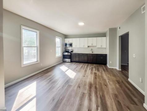 171 S Burnett Street East Orange NJ 07018