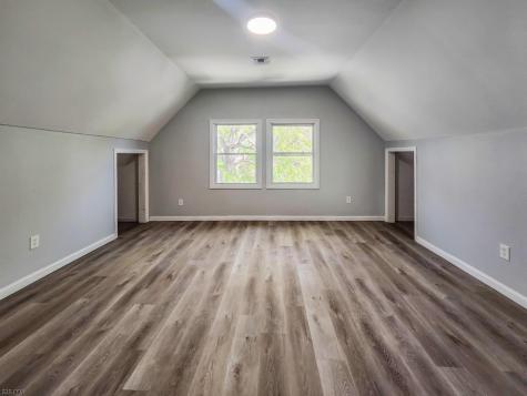 171 S Burnett Street East Orange NJ 07018