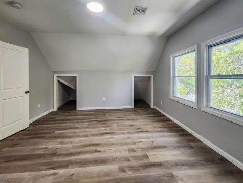 171 S Burnett Street East Orange NJ 07018