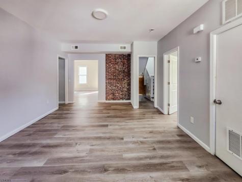 171 S Burnett Street East Orange NJ 07018