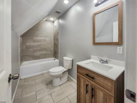 171 S Burnett Street East Orange NJ 07018