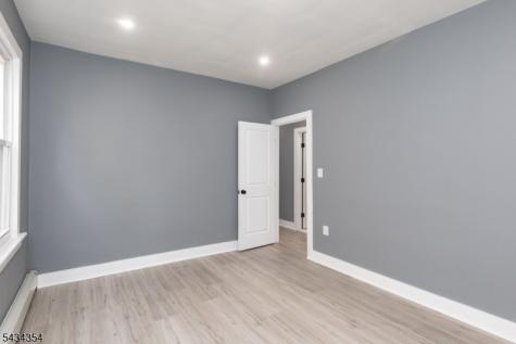 324 Harper Place Highland Park NJ 08904