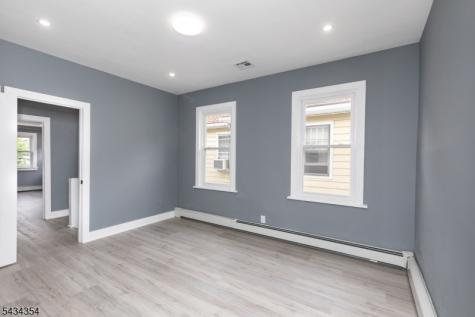 324 Harper Place Highland Park NJ 08904