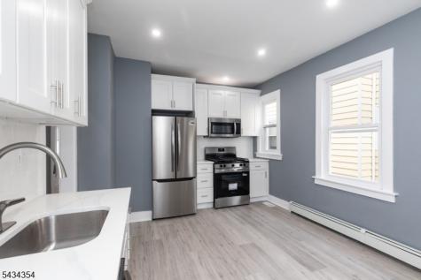 324 Harper Place Highland Park NJ 08904
