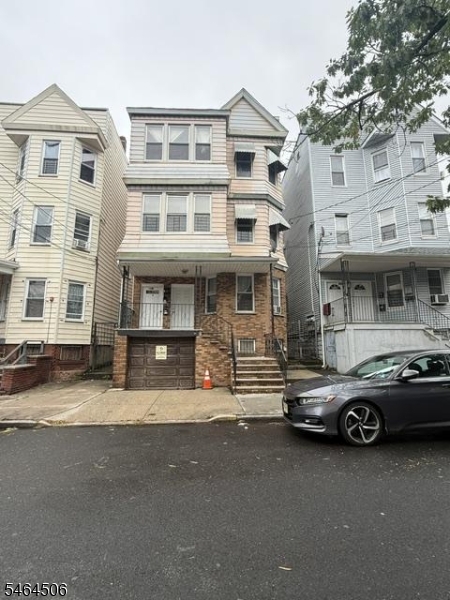 135 Ridge Street Newark NJ 07104