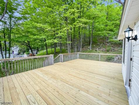 270 Macopin Road Bloomingdale NJ 07403