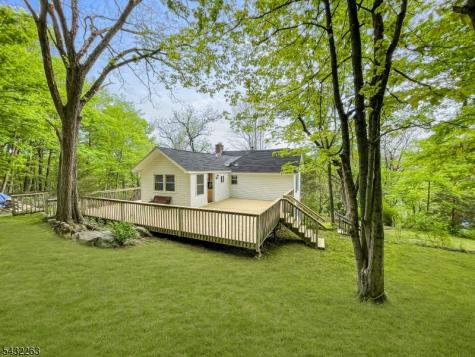 270 Macopin Road Bloomingdale NJ 07403