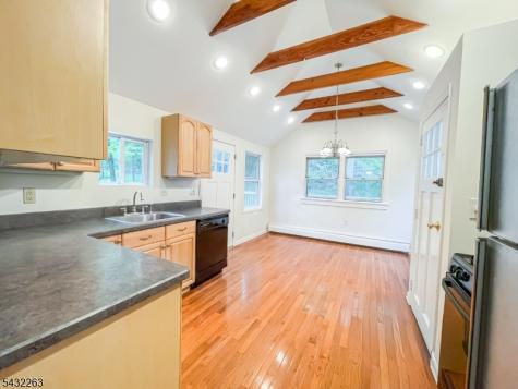 270 Macopin Road Bloomingdale NJ 07403