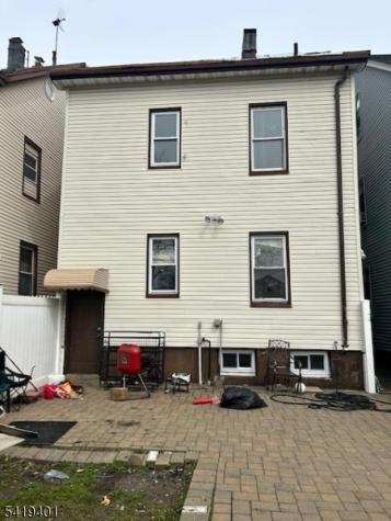 14 19TH Avenue Paterson NJ 07513