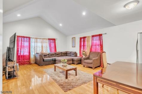 24 12TH Avenue Paterson NJ 07501
