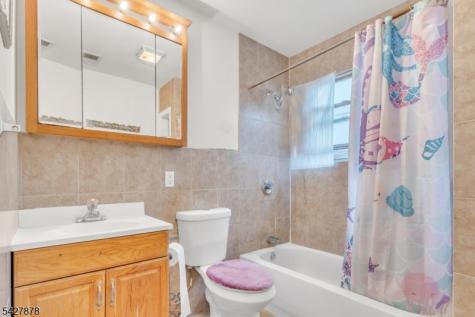 24 12TH Avenue Paterson NJ 07501