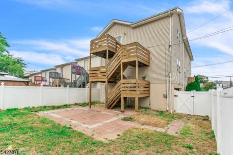 24 12TH Avenue Paterson NJ 07501