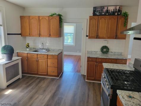 320 Hillside Avenue Hillside NJ 07205