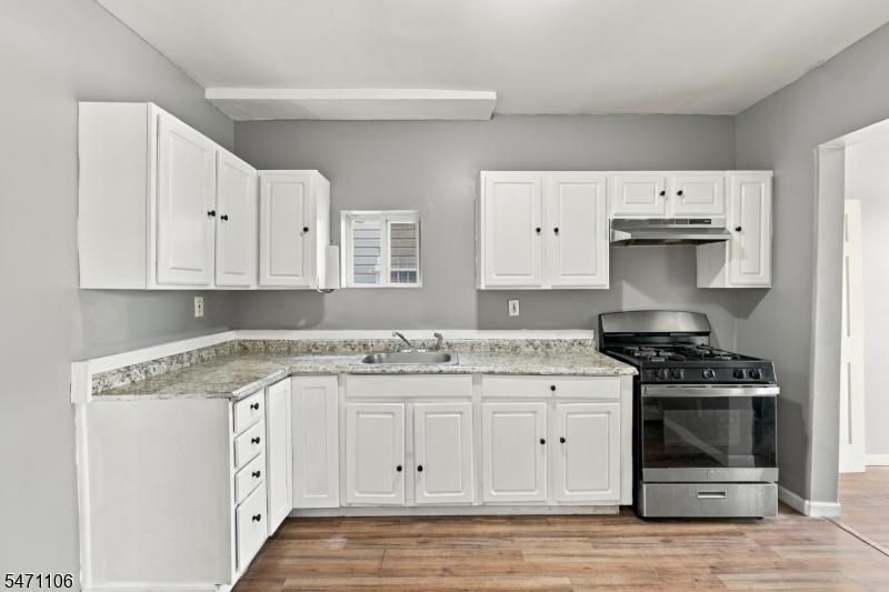 230 Pine Street Elizabeth NJ 07206