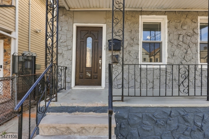 230 Pine Street Elizabeth NJ 07206
