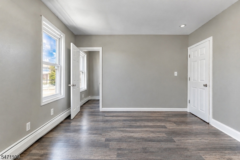 230 Pine Street Elizabeth NJ 07206