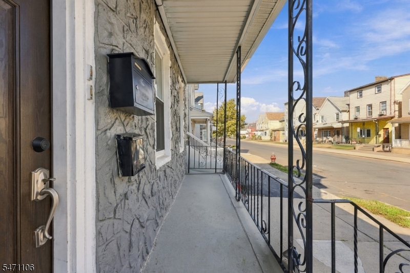 230 Pine Street Elizabeth NJ 07206