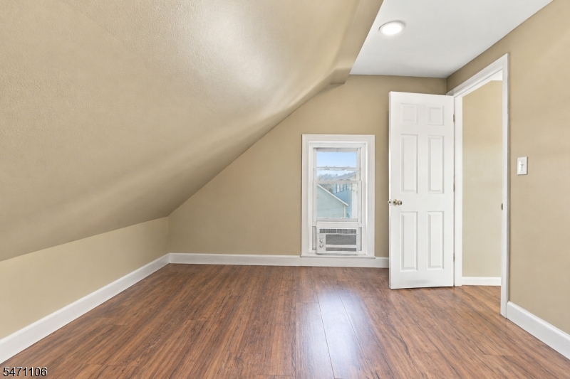 230 Pine Street Elizabeth NJ 07206