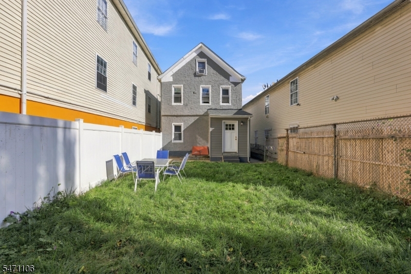 230 Pine Street Elizabeth NJ 07206
