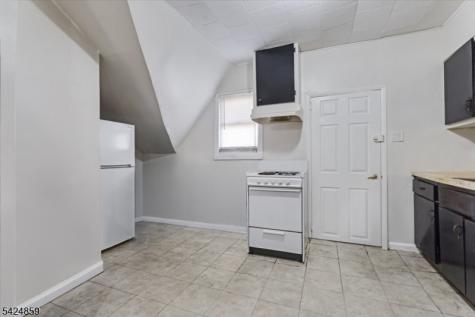 94 Manchester Avenue Paterson NJ 07502