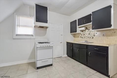 94 Manchester Avenue Paterson NJ 07502