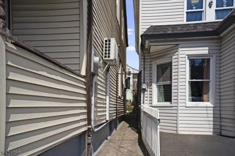 94 Manchester Avenue Paterson NJ 07502