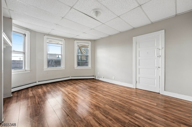 81 George Street Paterson NJ 07503
